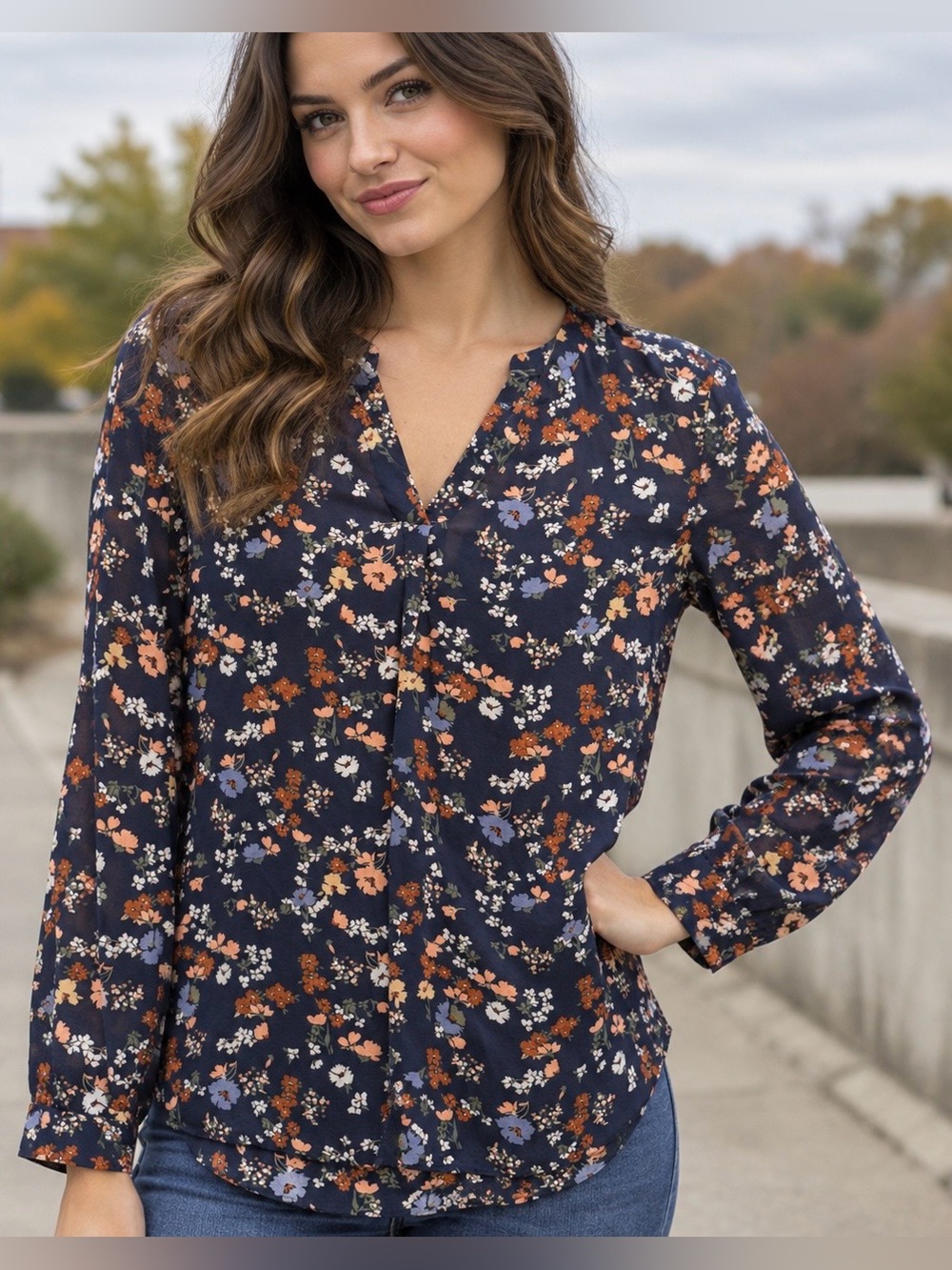 Brina & Em Floral V-Neck Long-Sleeve Fall Autumn Blouse
Size Medium